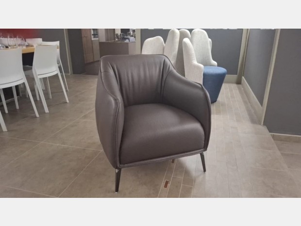Poltrona Atelier Nieri Isabelle