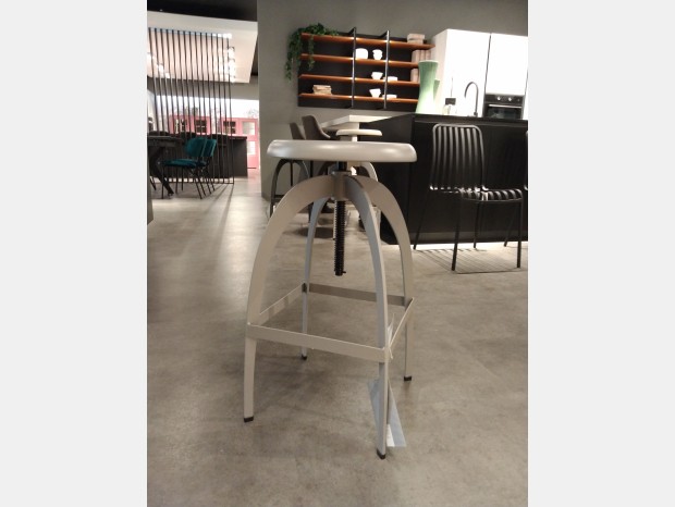 Sgabello Target Point Riga