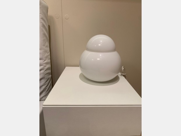 Lampada da tavolo FontanaArte Daruma