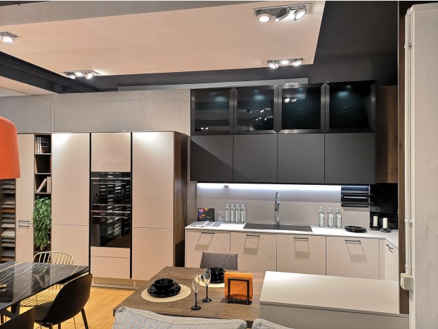 Cucina con penisola Hacker Systemat 2035