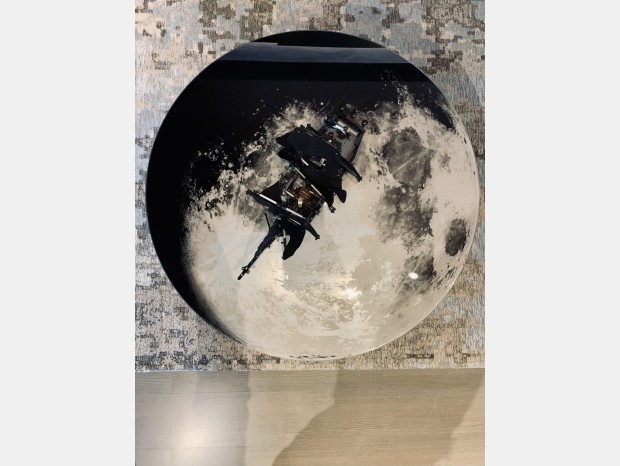 Tavolino rotondo Diesel by Moroso My Moon My Mirror