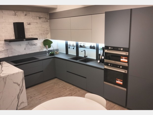 Cucina angolare Scavolini Delinea Fenix
