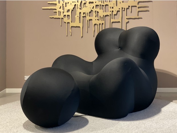 Poltrona con pouf B&B Italia Serie Up 2000 - tinta unita nera