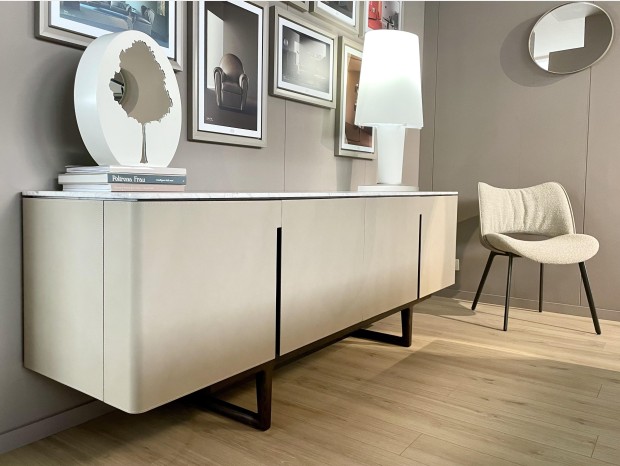 Madia Poltrona Frau Fidelio Low Cabinet