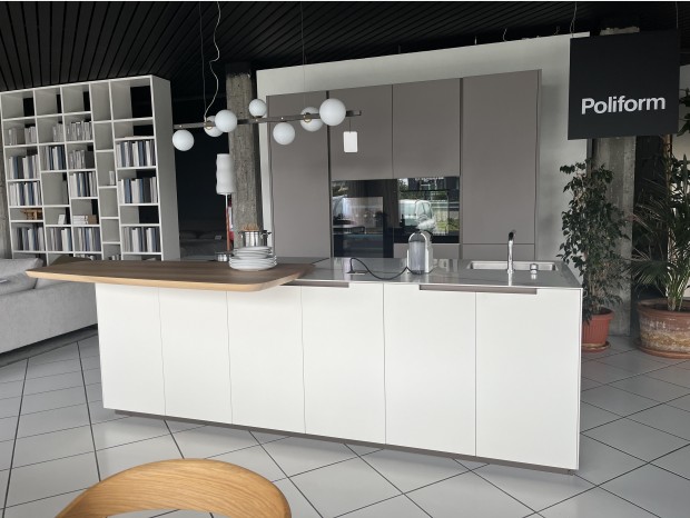 Cucina con Isola Poliform Phoenix