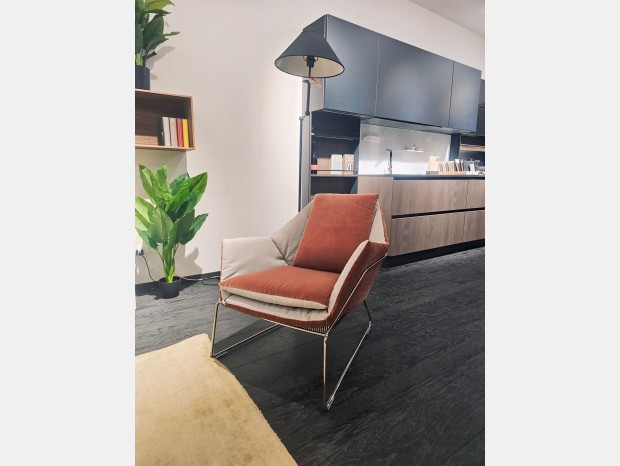 Poltrona Saba Italia NEW YORK ARMCHAIR