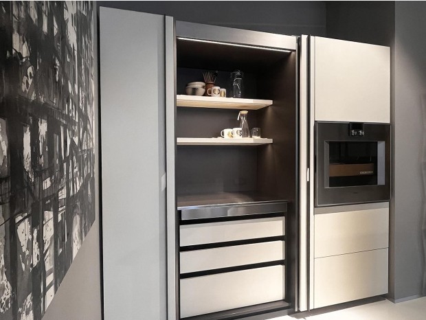 Cucina lineare Molteni&C - Dada Engineered Colonne HL6