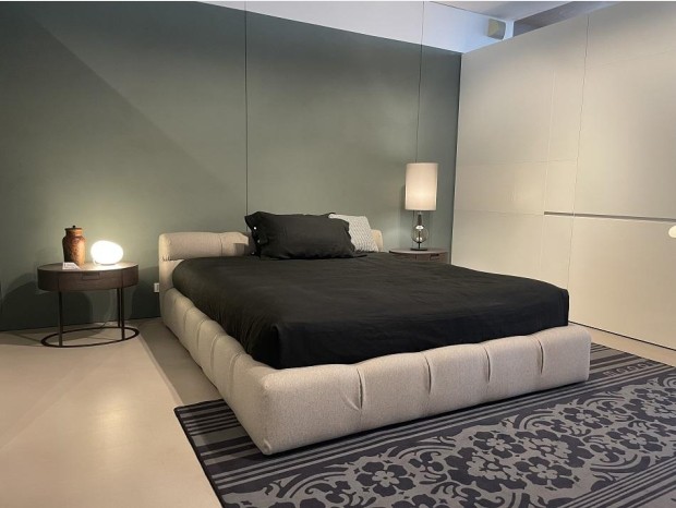 Letto matrimoniale B&B Italia Tufty Bed