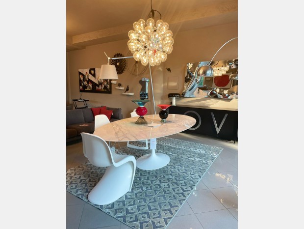 Tavolo ovale Knoll Saarinen