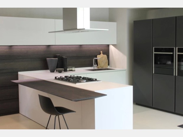 Cucina con penisola Modulnova Light