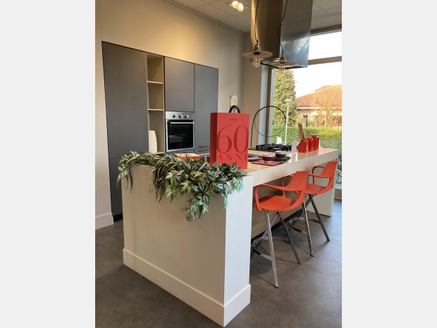 Cucina con Isola Scavolini Sax