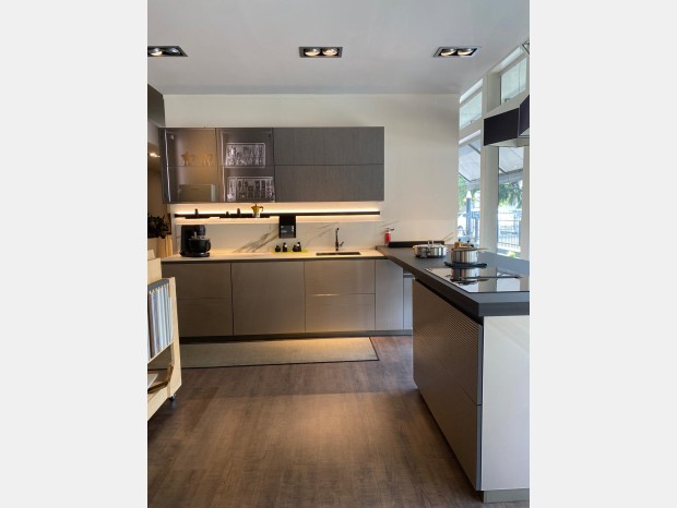 Cucina con Isola Scavolini Lumina