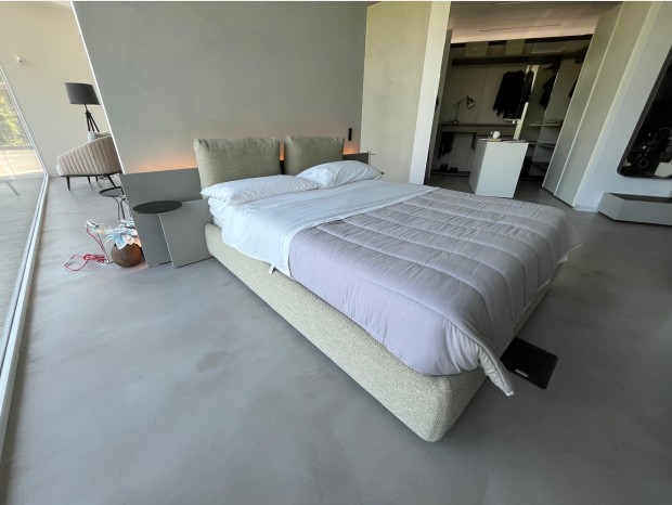 Letto matrimoniale con contenitore Caccaro Let'space con Boiserie