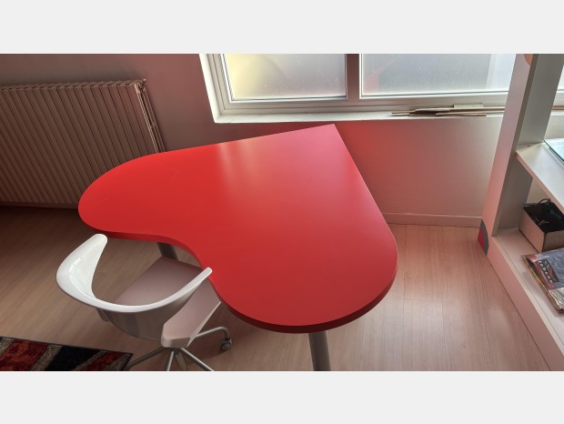 Scrivania ufficio Doimo Cityline Scrivania a cuore