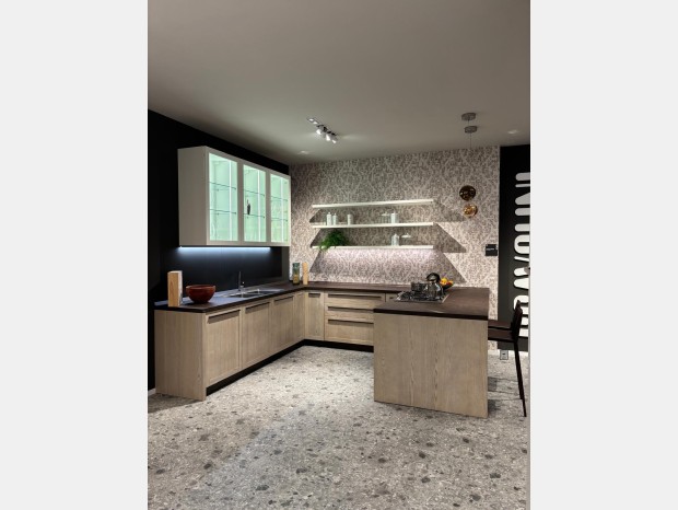 Cucina con penisola Scavolini CARATTERE