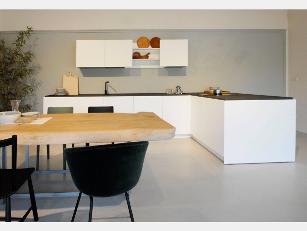 Cucina con penisola Binova Bluna