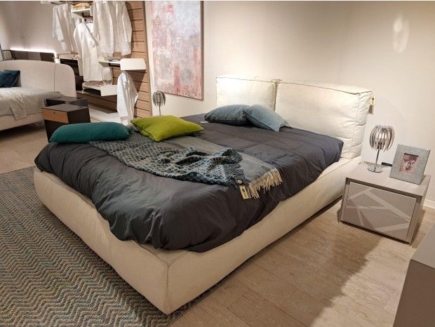 Letto matrimoniale con contenitore Conte Bed piuma