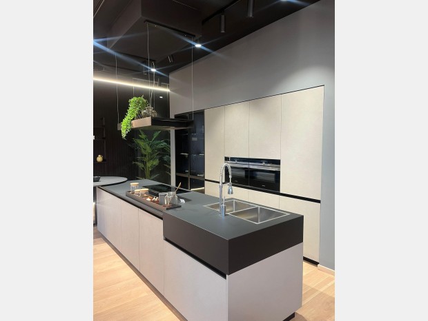 Cucina con Isola Arredo3 Kalì profilo