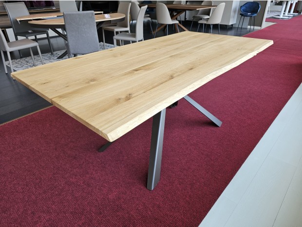 Tavolo rettangolare EasyLine DIAGO