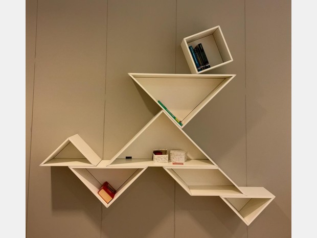 Piccola libreria Lago Tangram