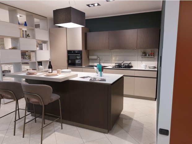 Cucina con Isola Scavolini Mira