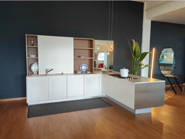 Cucina con penisola Boffi LT +ZONE