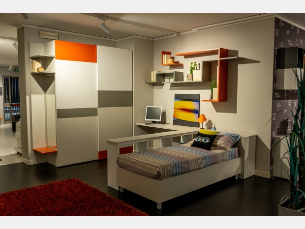 Cameretta letto singolo Moretti Compact Young con armadio scorrevole