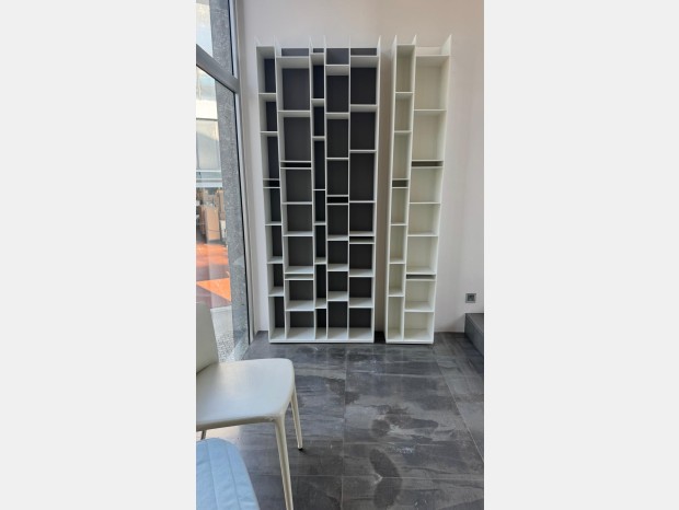 Piccola libreria MDF RANDOM