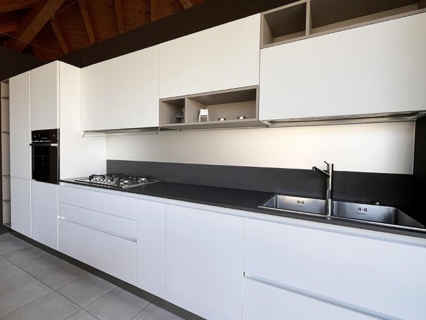 Cucina lineare Produzione Artigianale Emporio