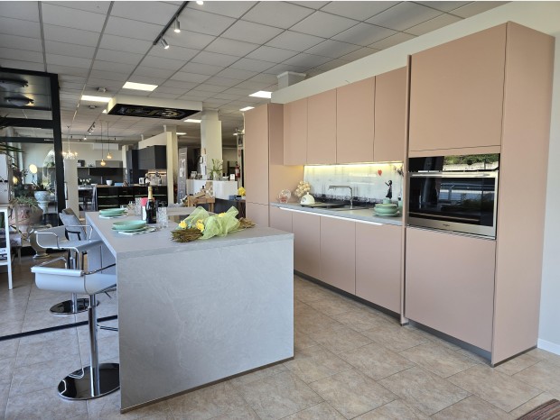 Cucina con Isola Bombelli Cucine Senso