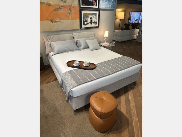Letto matrimoniale con contenitore Flou Nathalie