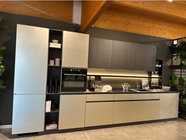 Cucina lineare Scavolini Lumina
