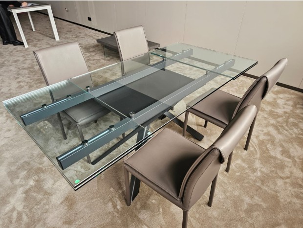 Tavolo rettangolare EasyLine ROMEO