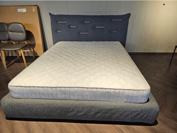 Letto matrimoniale con contenitore Ozzio SAONA