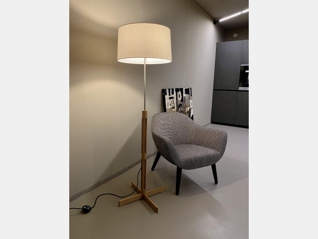 Lampada da terra Santa & Cole Fad