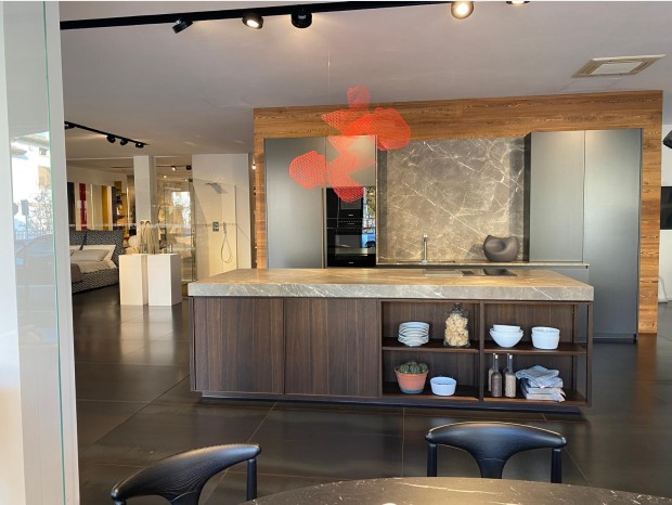Cucina con Isola Key SLIM + KUADRA