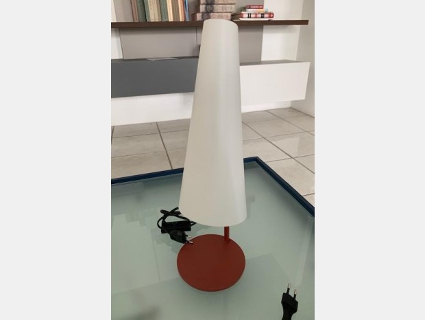 Lampada da tavolo Produzione Artigianale Icon