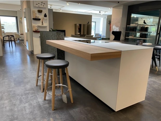 Cucina con Isola Valcucine ARTEMATICA