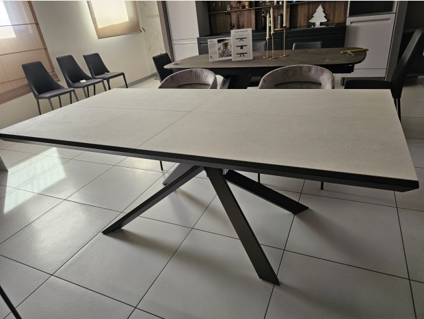 Tavolo allungabile Ozzio TAVOLO CERAMICA LUCE