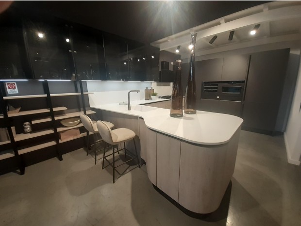 Cucina con penisola Aran cucine Erika