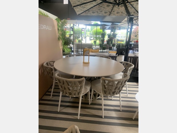 Tavolo rotondo Talenti Swipe