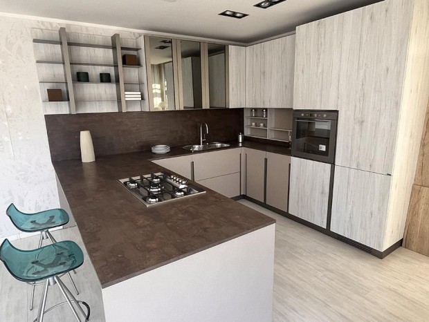 Cucina con penisola Composit Lounge