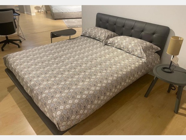 Letto matrimoniale Pianca Filo capitonnè