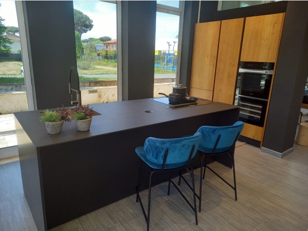Cucina con Isola Produzione Artigianale One / wood