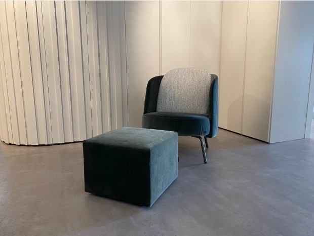 Poltrona con pouf Ditre Italia LUCIA