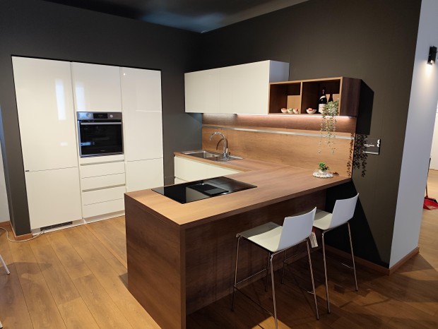 Cucina con penisola Scavolini EVOLUTION