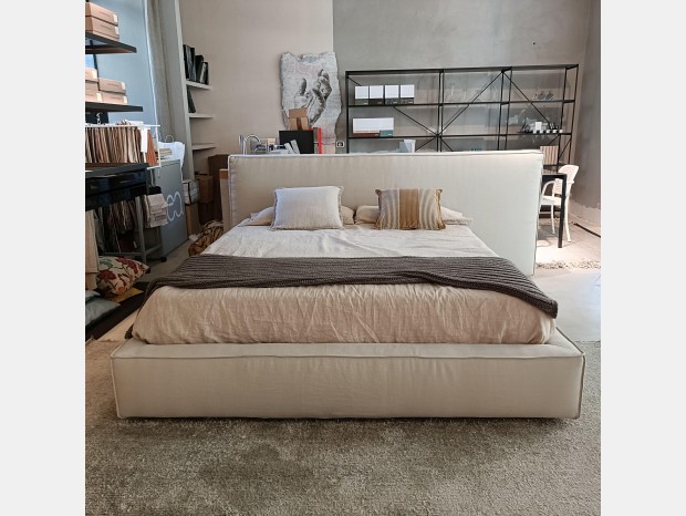 Letto matrimoniale Produzione Artigianale tessuto écru