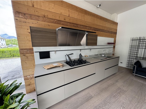 Cucina lineare Valcucine Riciclantica