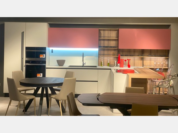 Cucina con penisola Forma Cucine COLIBRI GOLA