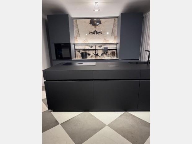 Cucina con Isola Dibiesse Area 22 "XL" Job